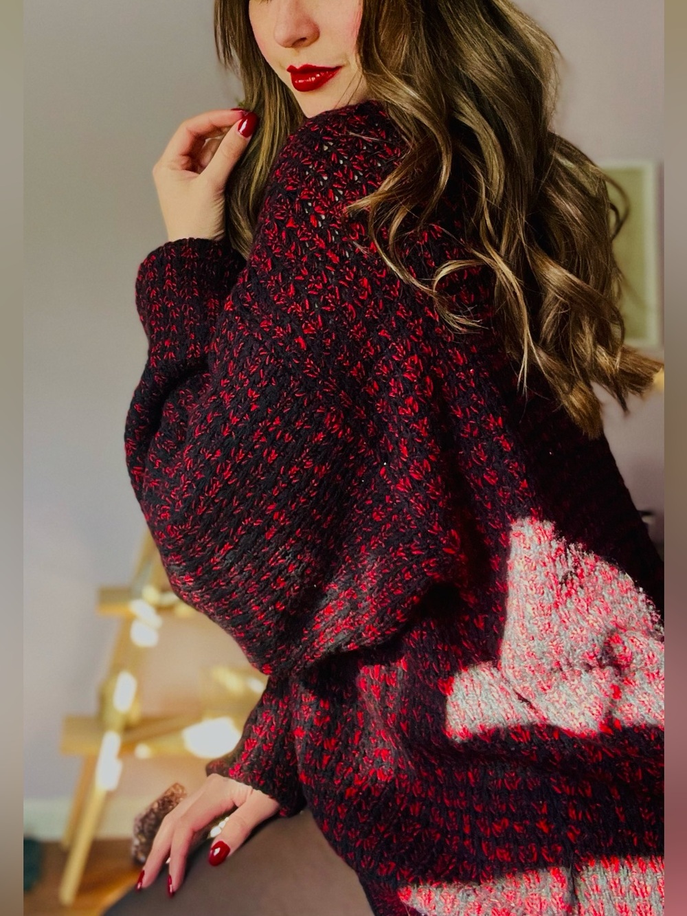Vintage Street Closed Red & Black Knit Sweater